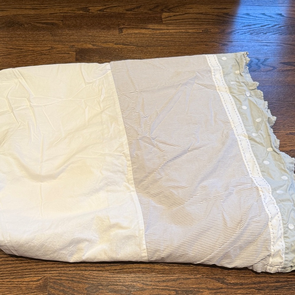 Pottery Barn Kids White and Gray Organic Cotton Crib Skirt